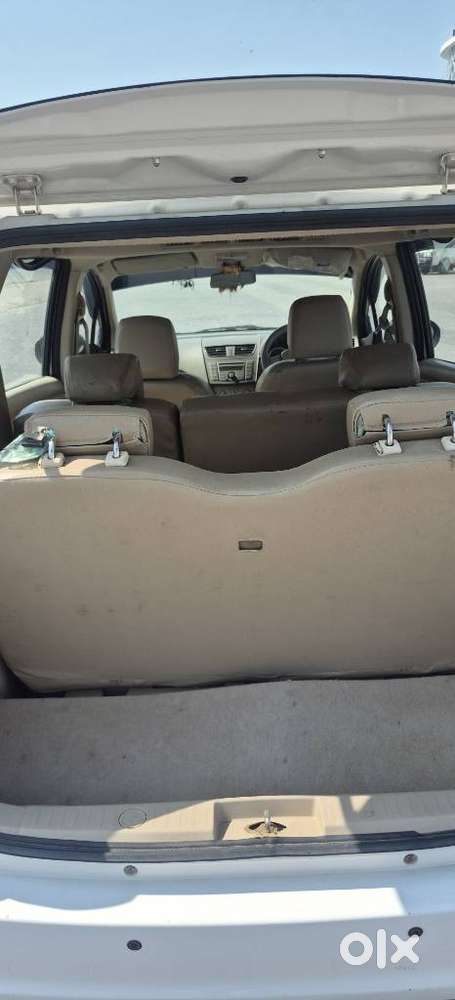 Maruti Suzuki Ertiga Vxi Abs Bs Iv, 2015, Petrol