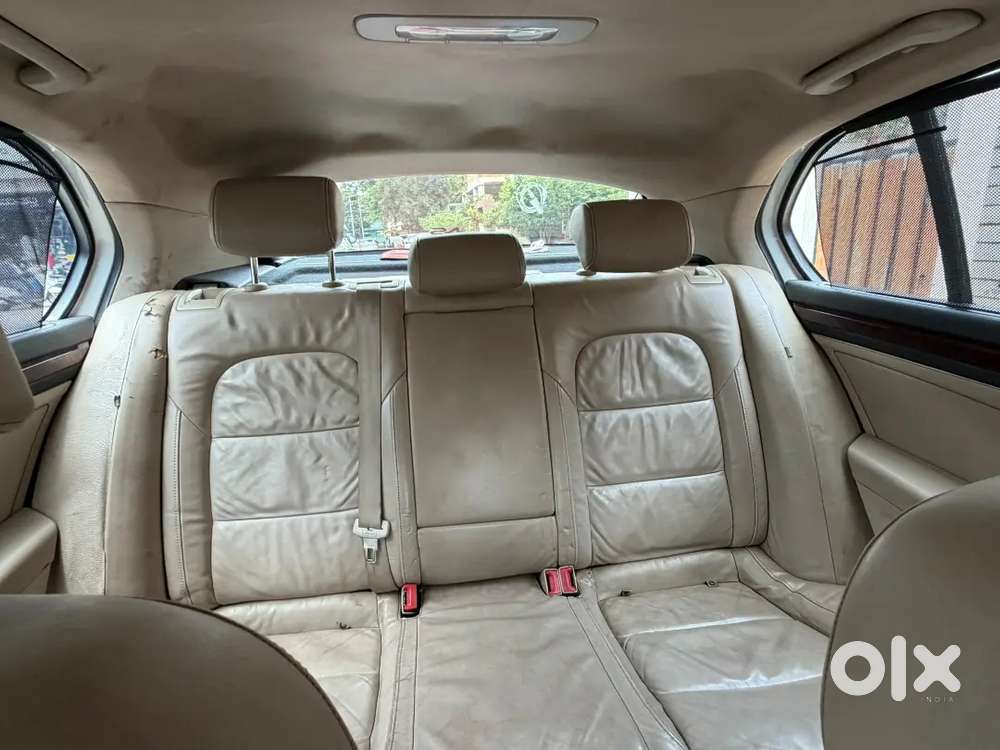 Skoda Superb Elegance 2014 Diesel Fourth Owner