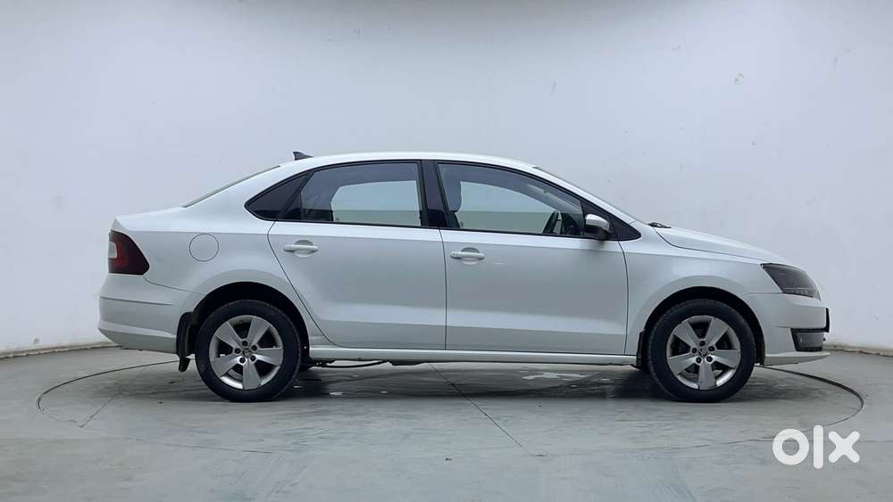 Skoda Rapid 1.6 Mpi Ambition, 2019, Petrol