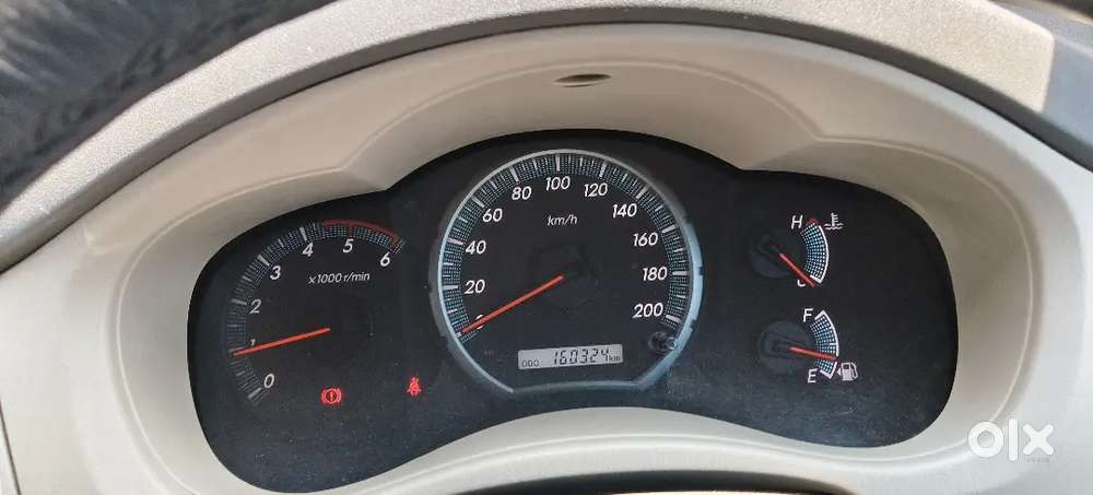 Toyota Innova 2014 Diesel Well Maintained