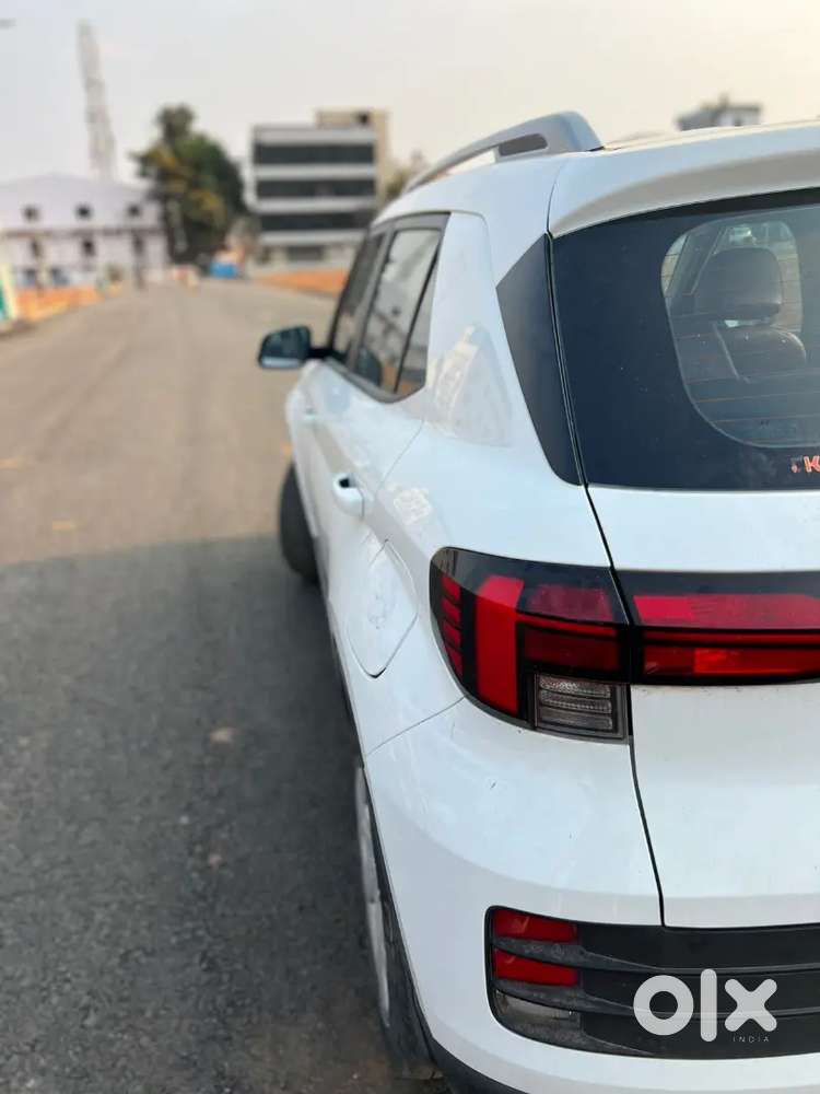 Single Owner Venue S 1.2 Petrol Well Maintained Smooth Condition