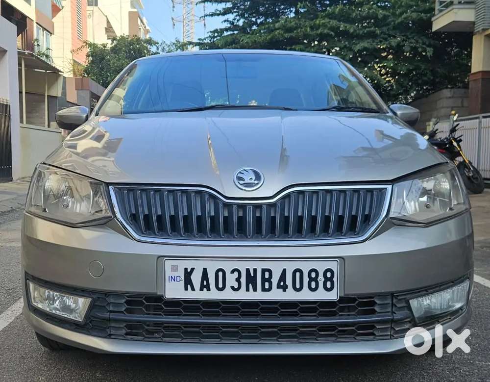 Skoda Rapid 2017 Petrol Well Maintained
.
