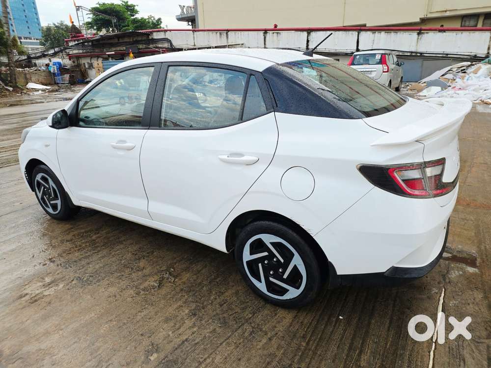 Hyundai Aura 1.0 Sx Plus Petrol, 2024, Cng & Hybrids