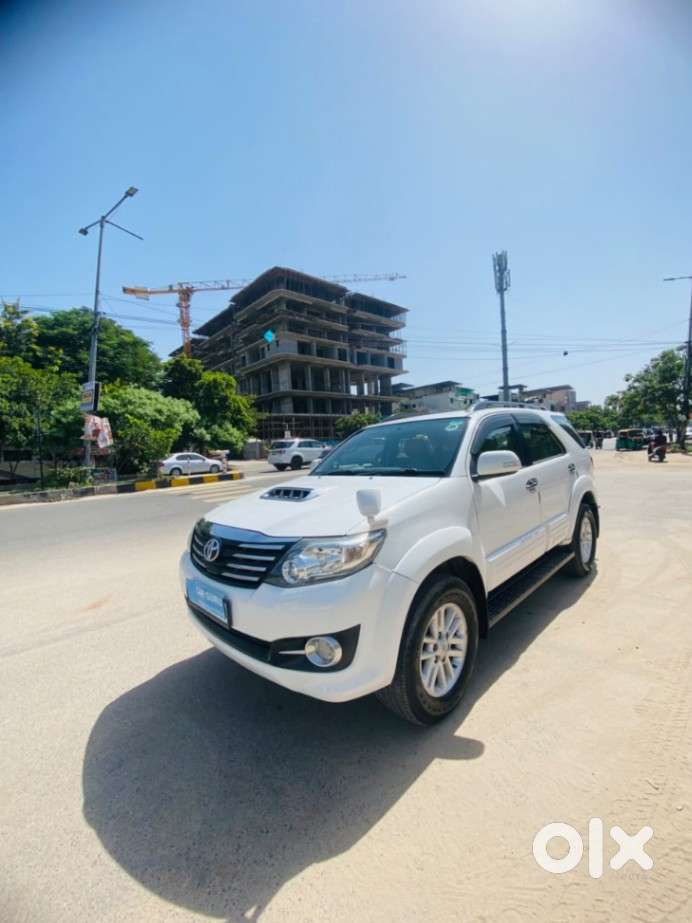 Toyota Fortuner, 2012, Diesel