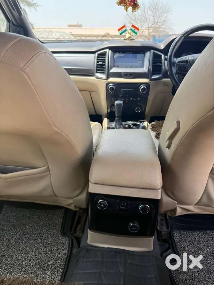 Ford Endeavour Titanium 2017