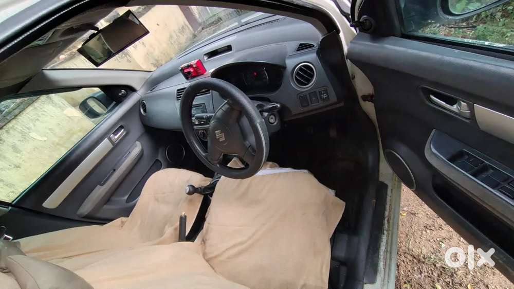 Maruti Suzuki Swift Dzire 2010