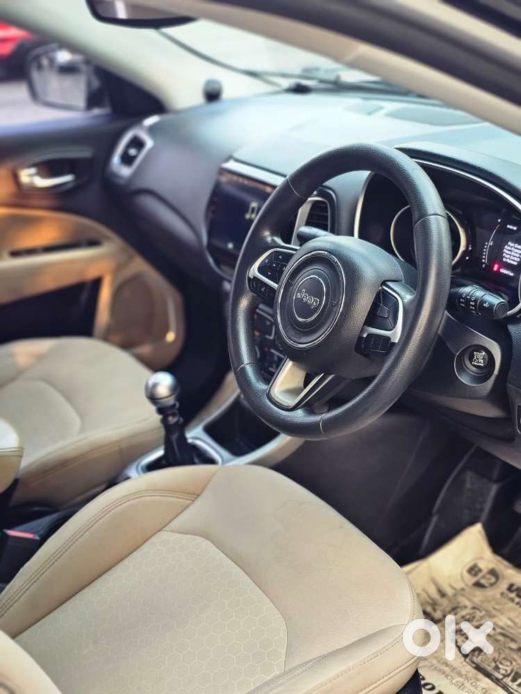 Jeep Compass 2.0 Longitude Option, 2017, Diesel