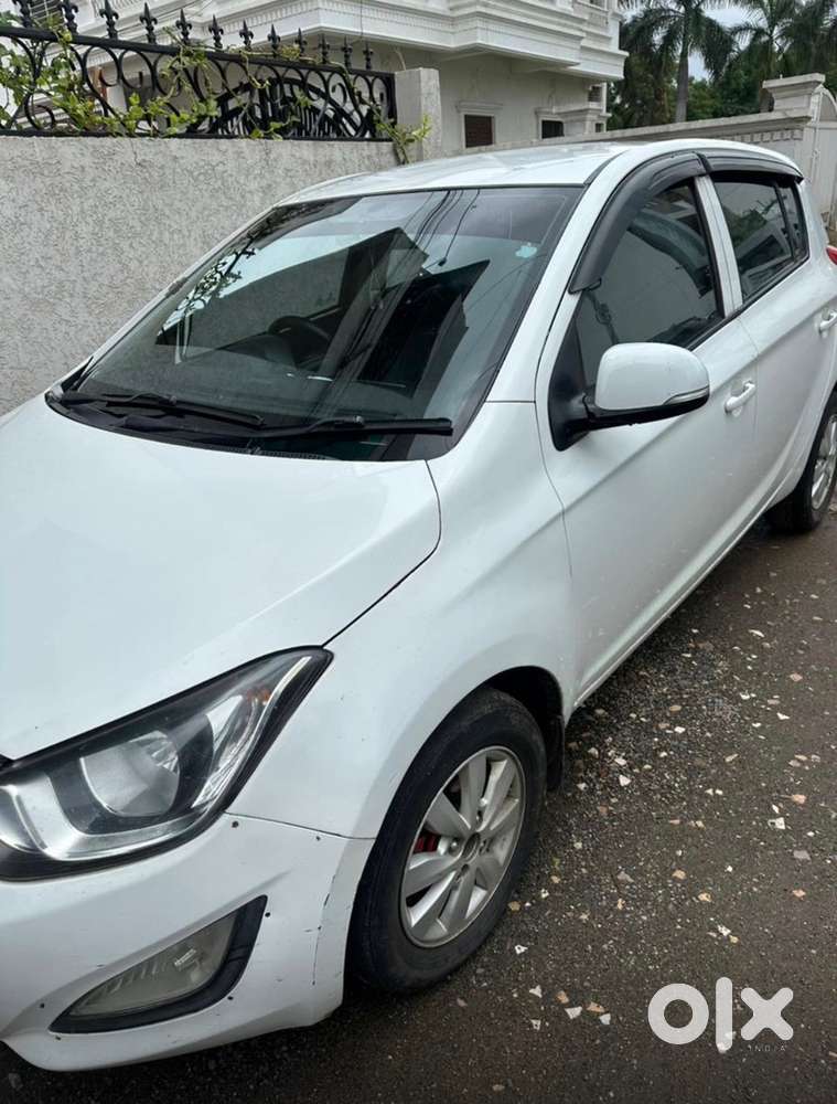 Hyundai I20 2012 Diesel 80000 Km Driven