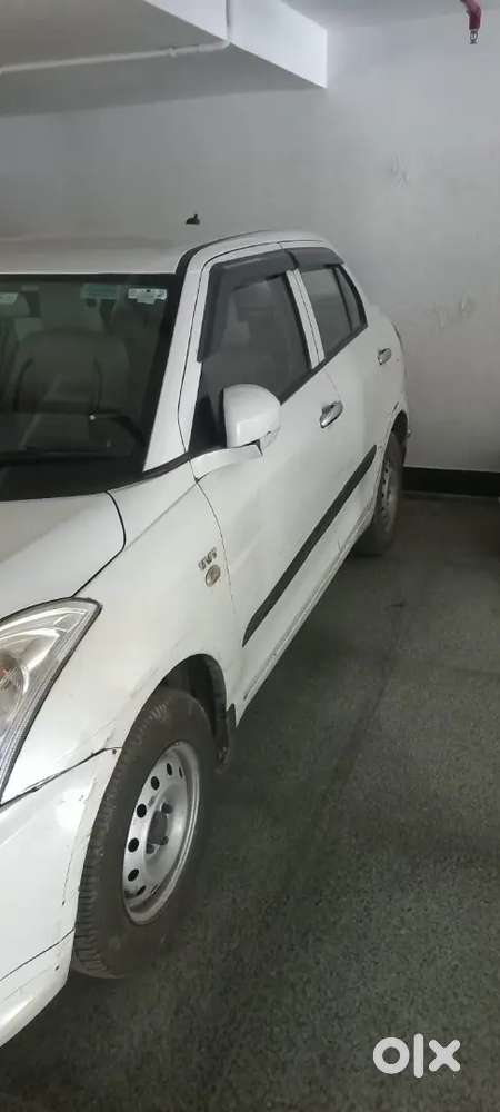 Maruti Suzuki Swift Dzire 2015