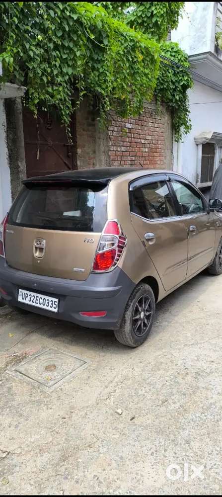 Hyundai I10 1.2 Sportz 2012
