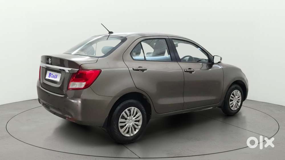 Maruti Suzuki Swift Dzire Amt Vxi, 2022, Petrol