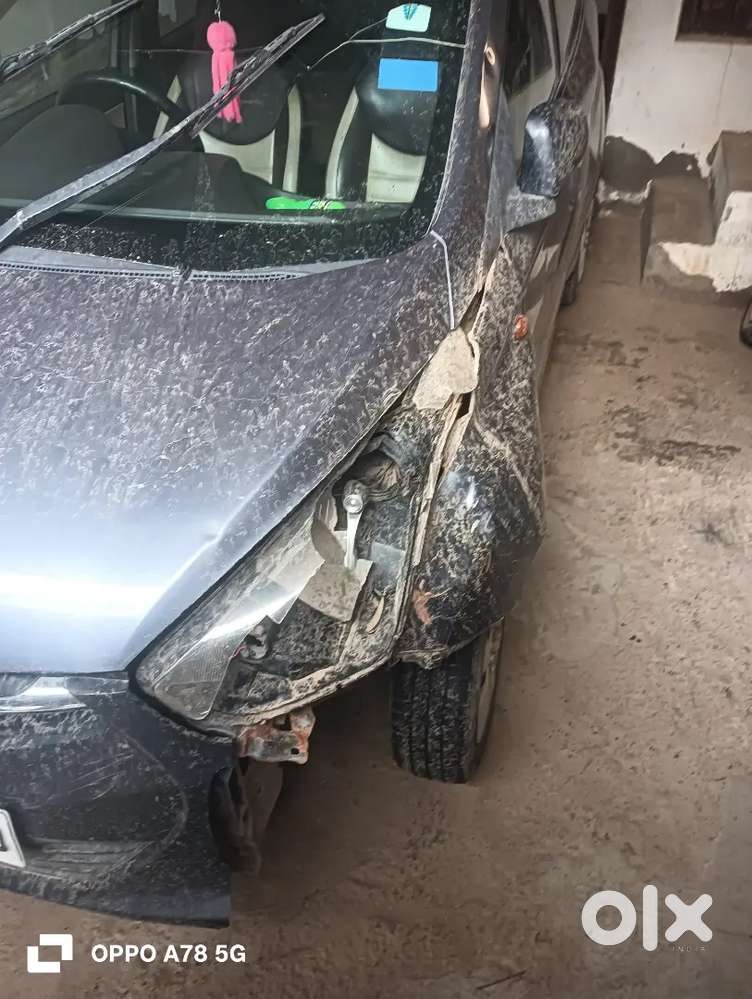 Hyundai Eon 0.8 Magna 2011 Variant