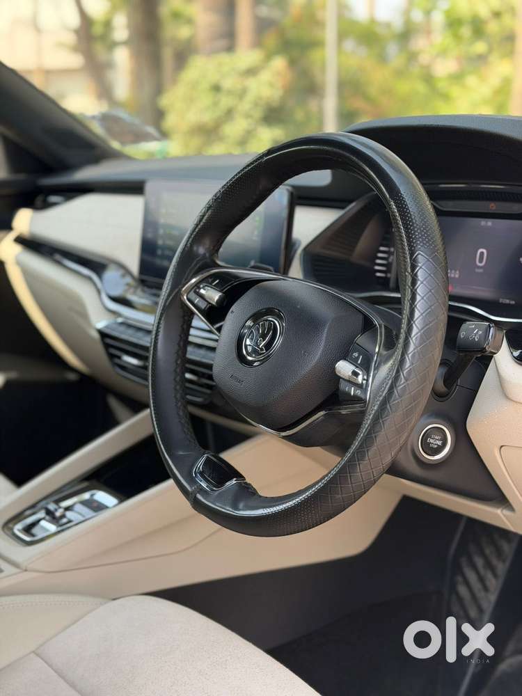 Skoda Octavia 2.0 Style Tsi At, 2022, Petrol