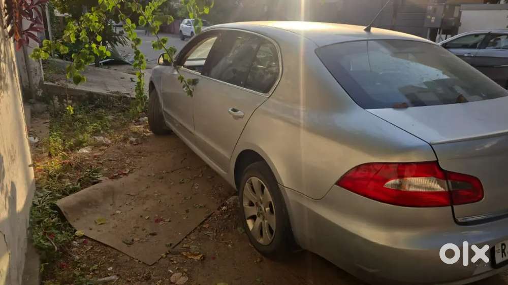 Skoda Superb 2009-2029 Reg Validity