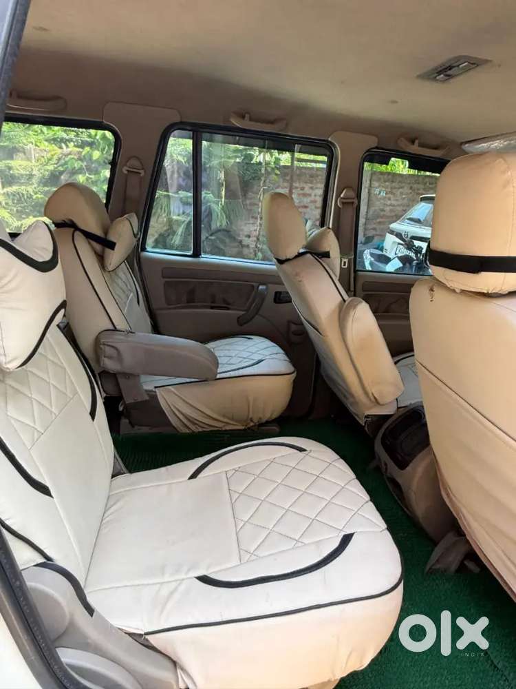 Mahindra Scorpio Classic 2011 Diesel 2nd Owner