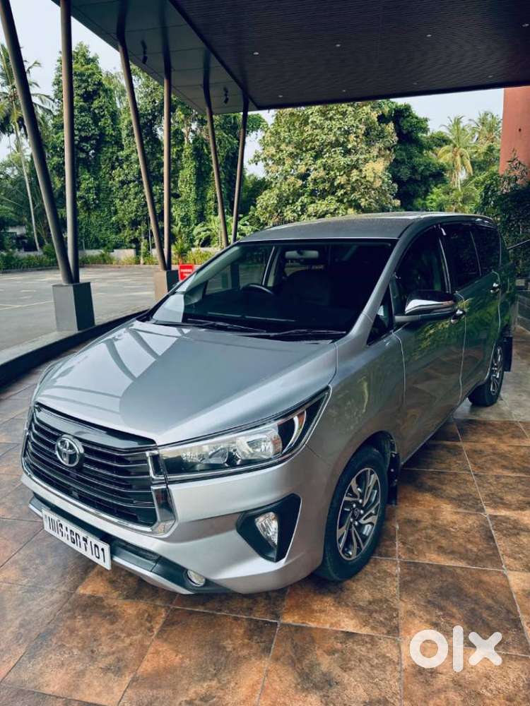 Toyota Innova Crysta 2.4 G Plus Mt 7 Str, 2022, Diesel