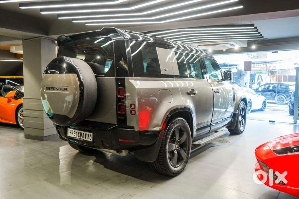Land Rover Petrol 2024 Car