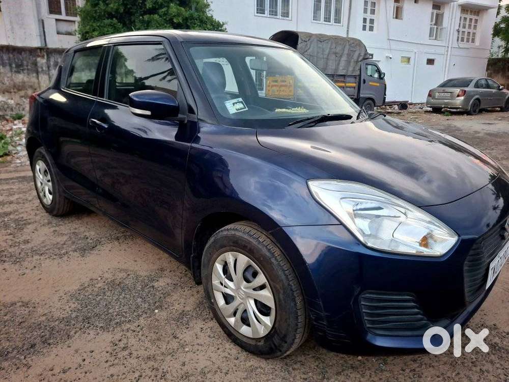 Maruti Suzuki Swift Vxi + Manual, 2018, Petrol