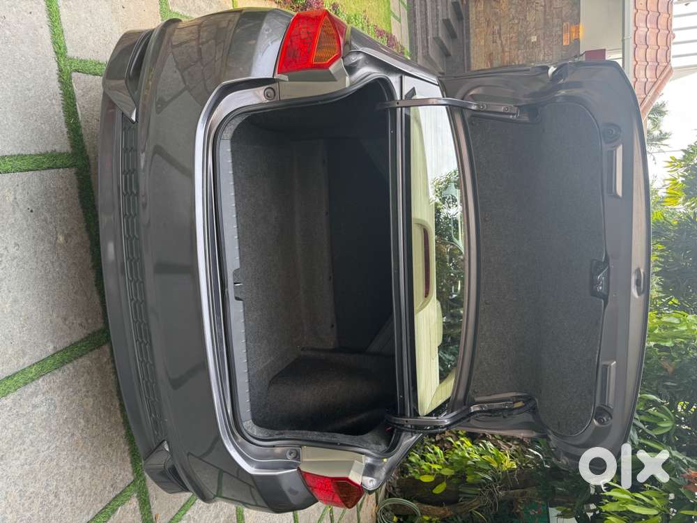 Honda City Automatic 2017  Well Maintained  Premium Features