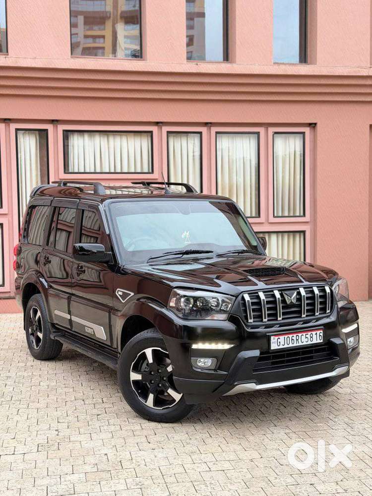 Mahindra Scorpio S11 Mt 7s, 2025, Diesel