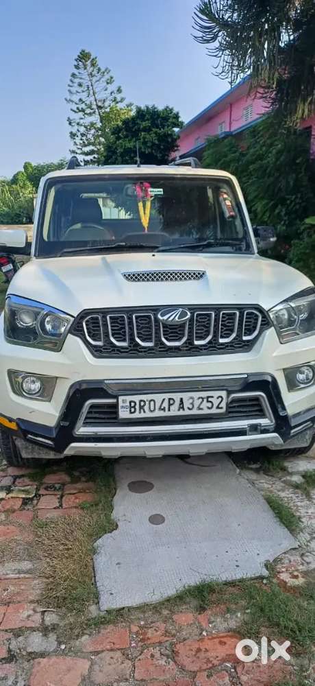 Mahindra Scorpio 2019 Variant S9