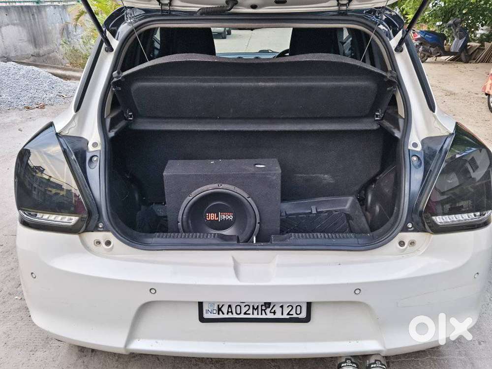 Maruti Suzuki Swift Vxi + Manual, 2021, Petrol