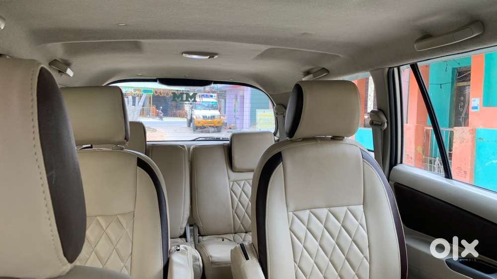 Toyota Innova Diesel Manual 2011 Year In Good & Excellent Condition