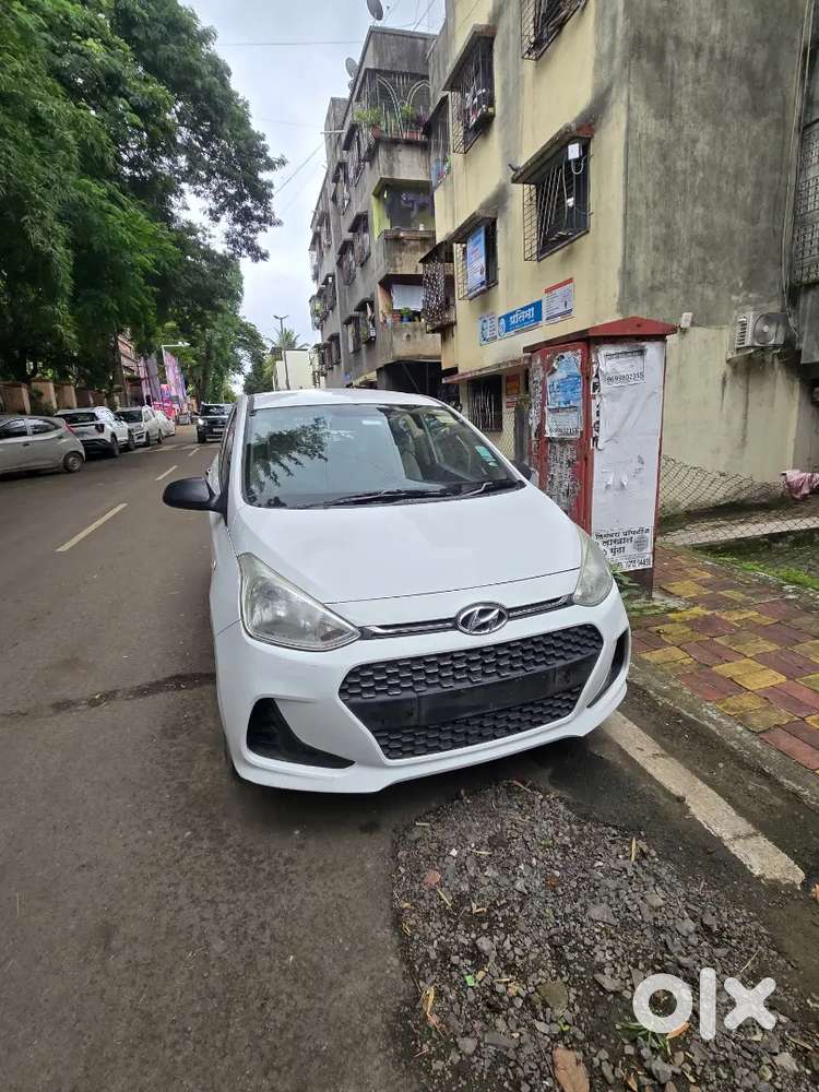 Top Model Accessed Well Maintained Hyundai Grand I10 Era 2017 Petrol