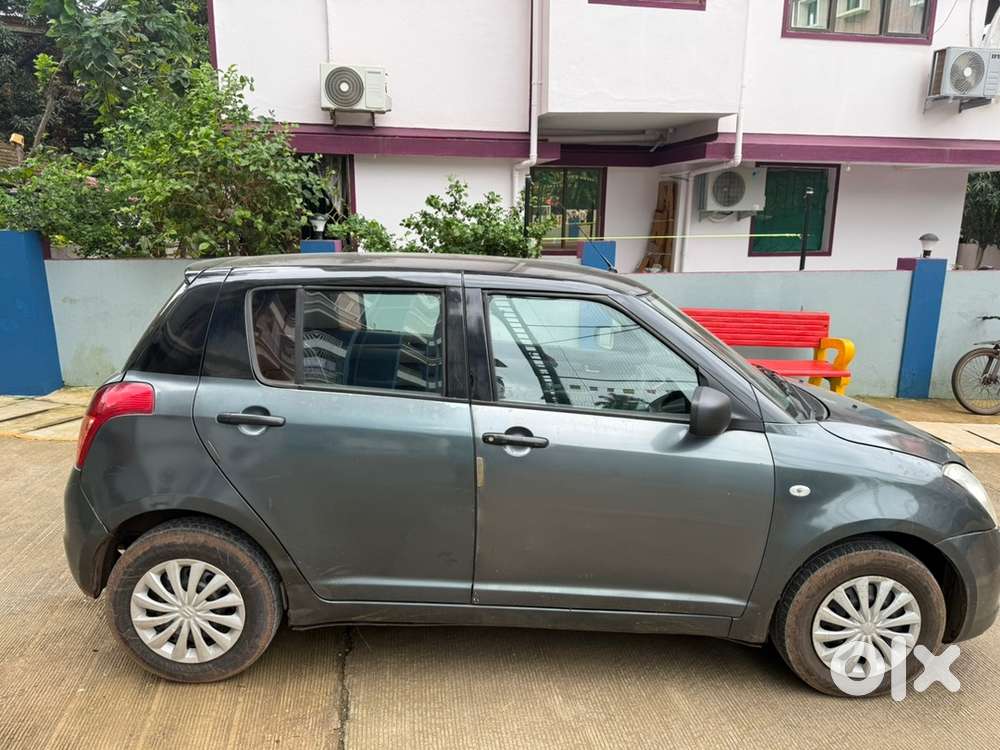 Swift 1.2 Vxi Petrol 2009