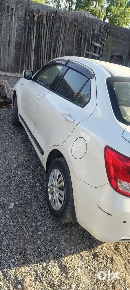 Maruti Suzuki Dzire 2018 Petrol Well Maintained