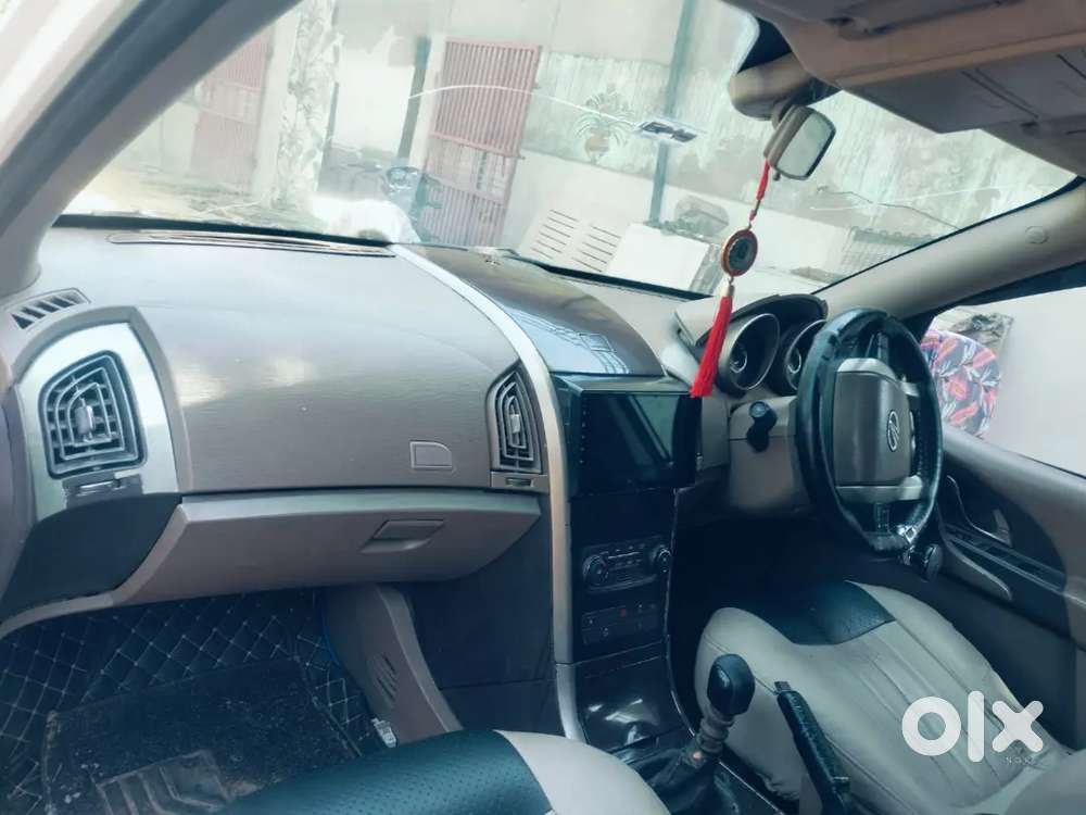 Xuv500w8  2012