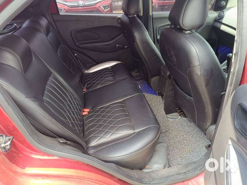 Ford Figo, 2016, Petrol