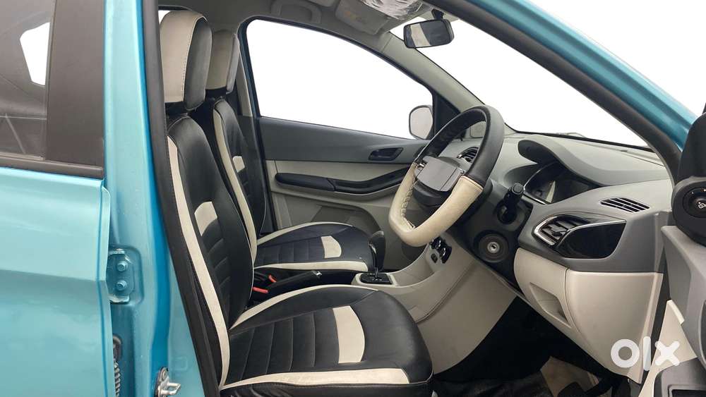 Tata Tiago 1.2 Revotron Xta, 2025, Petrol