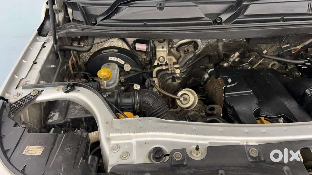 Mahindra Tuv 300 T8, 2015, Diesel