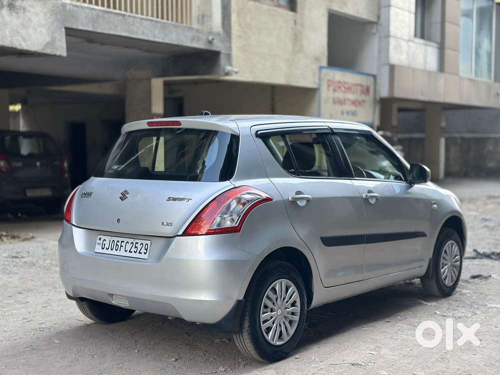 Maruti Suzuki Swift Lxi Option, 2012, Petrol
