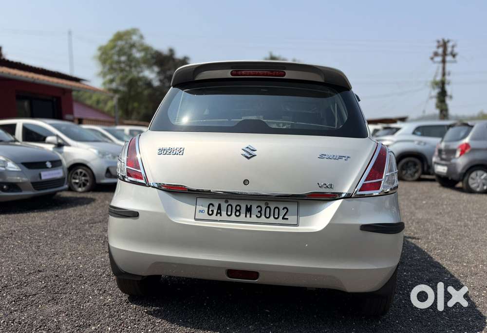 Maruti Suzuki Swift Vxi + Manual, 2015, Petrol