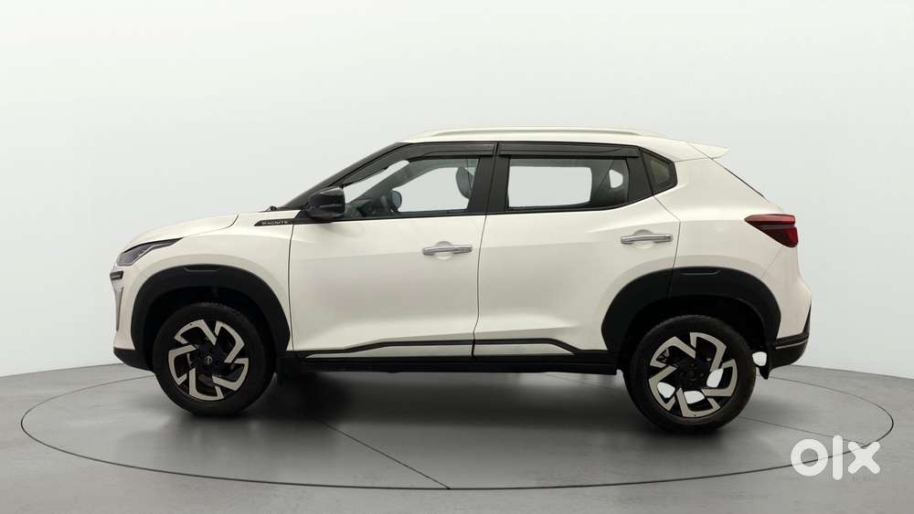 Nissan Magnite 1.0 Xv Turbo Cvt, 2022, Petrol
