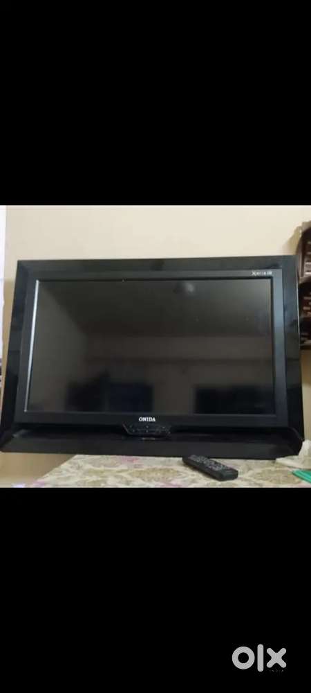 32 LED TV