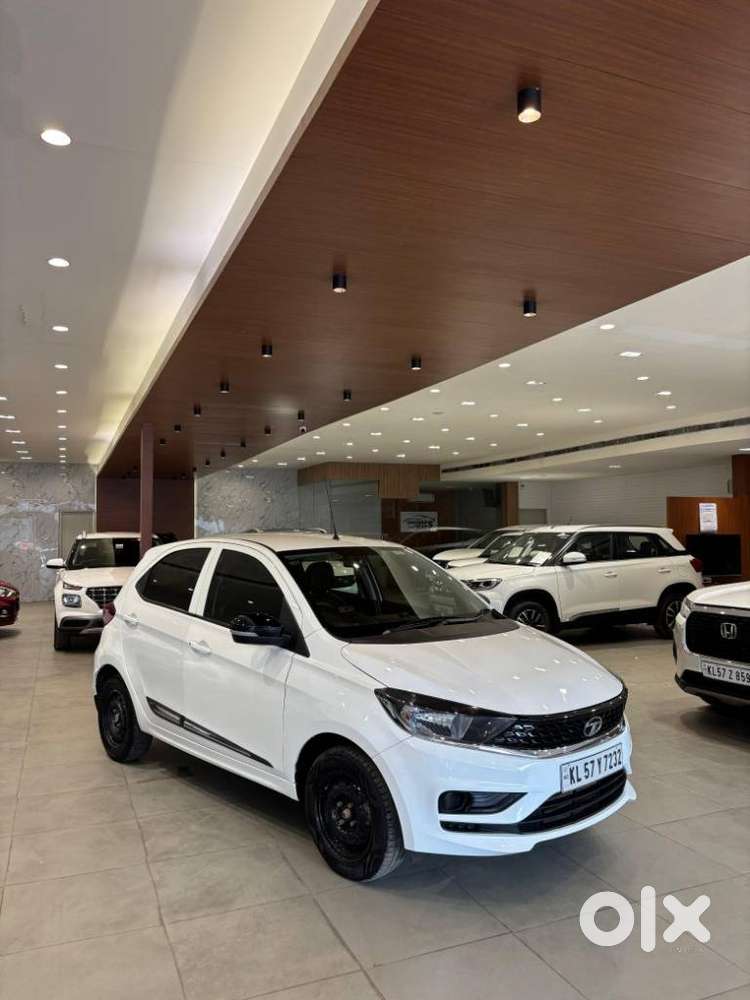 Tata Tiago 1.2 Revotron Xt Rhythm, 2022, Petrol