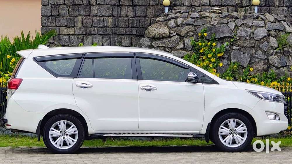 Toyota Innova Crysta 2.8 Z, 2017, Diesel