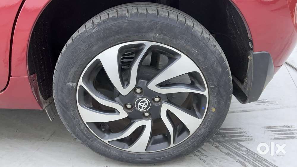 Toyota Glanza V Cvt, 2019, Petrol