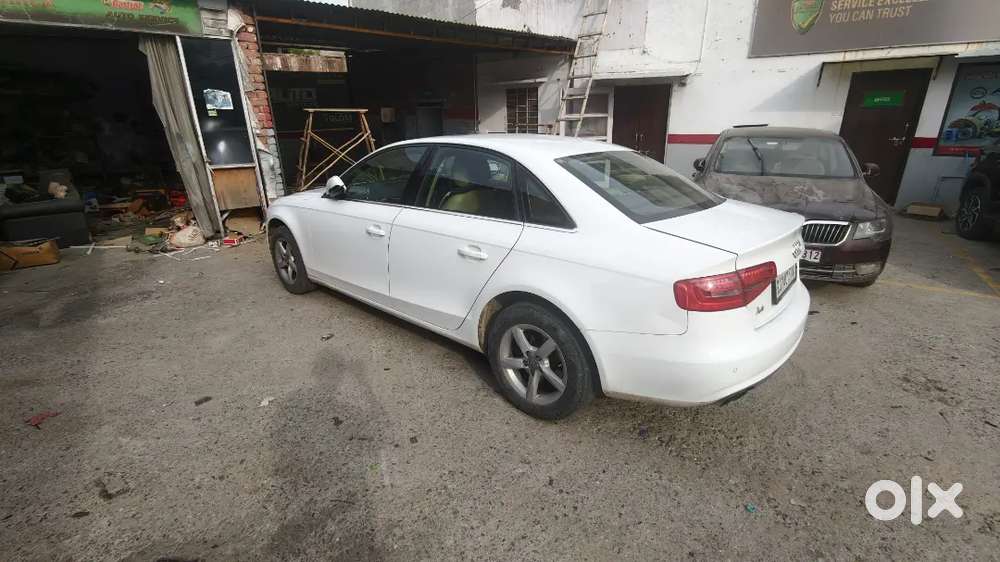 Audi A4 2.0 2014 Year Car