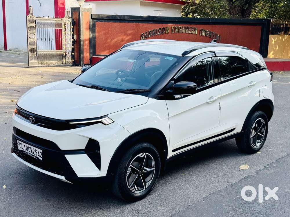 Tata Nexon Creative Plus 1.2 Revotron Petrol 6 Mt, 2023, Petrol