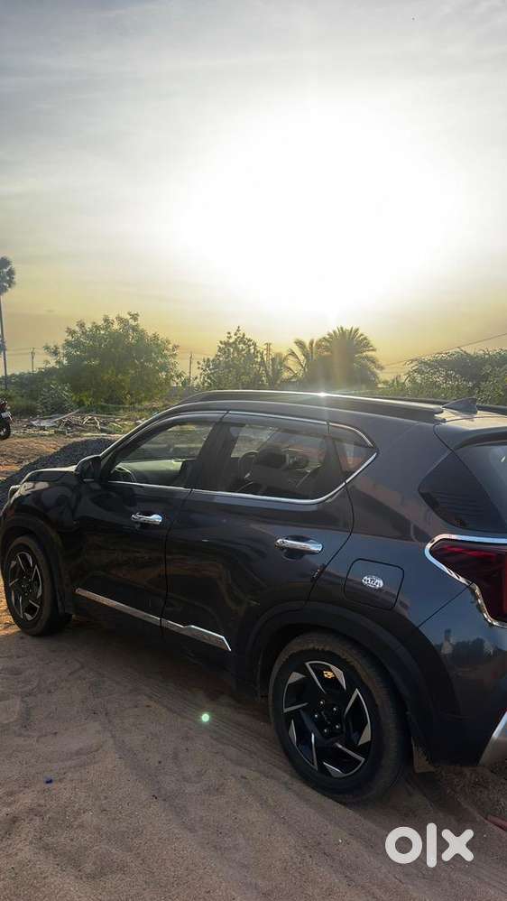 Kia Sonet 2024 Petrol Well Maintained