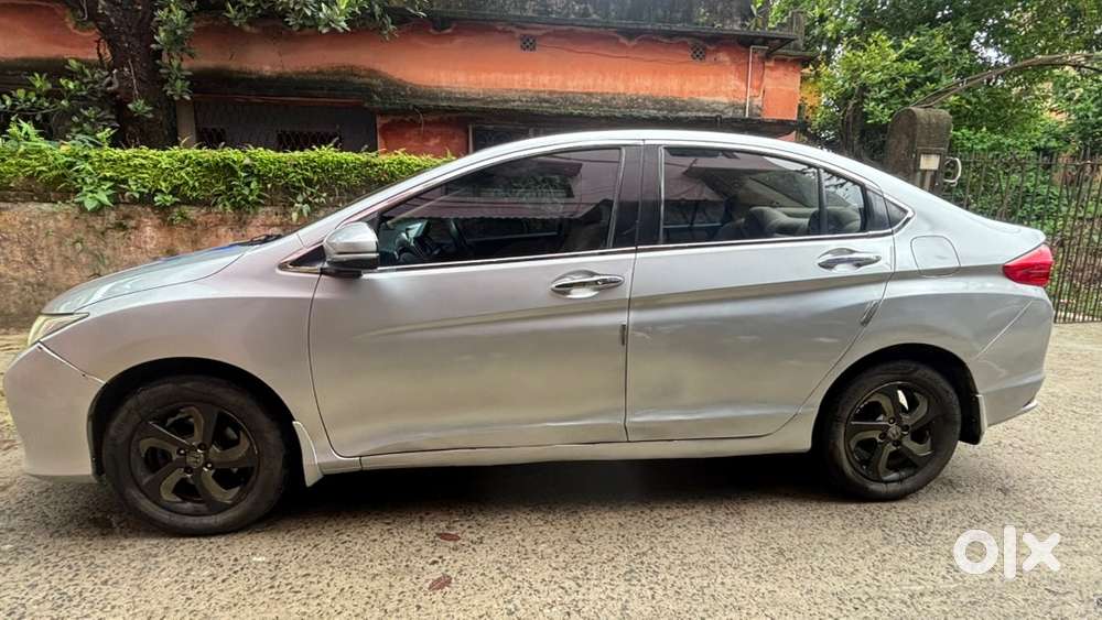 Honda City With Sun Roof Diesel 2014