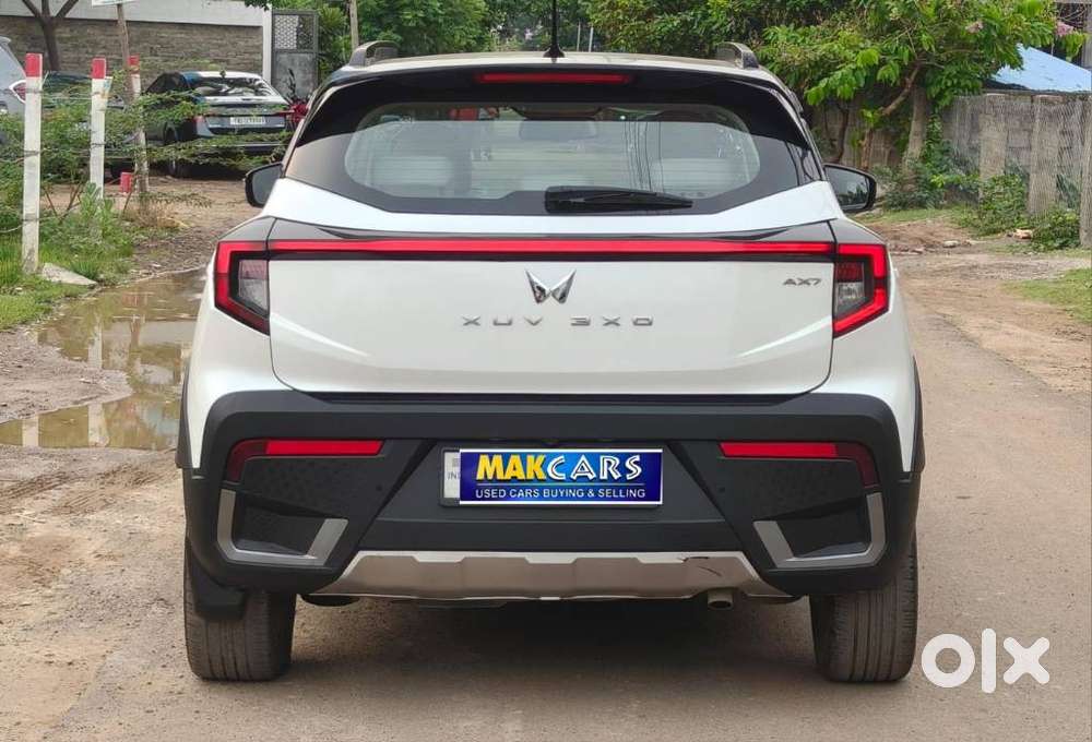 Mahindra Xuv 3xo Ax7 Diesel Mt, 2024, Diesel