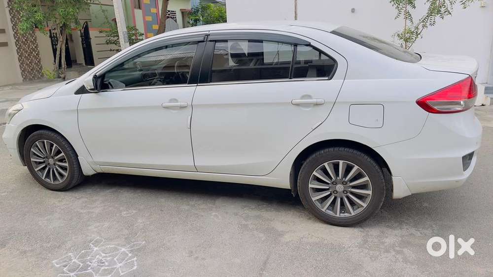 Maruti Suzuki Ciaz - Smart Hybrid - Doctor Owned