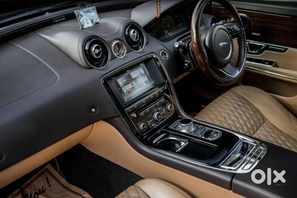 Jaguar Xj 2.0l Portfolio, 2017, Petrol