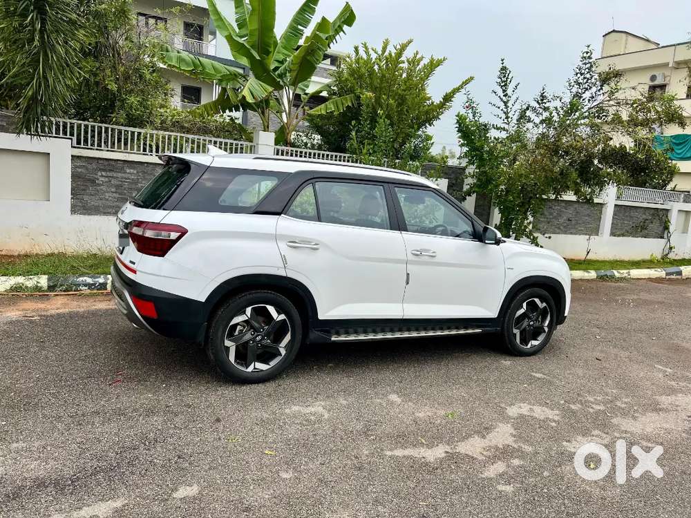 Hyundai Alcazar 2023 Diesel 120000 Km Driven