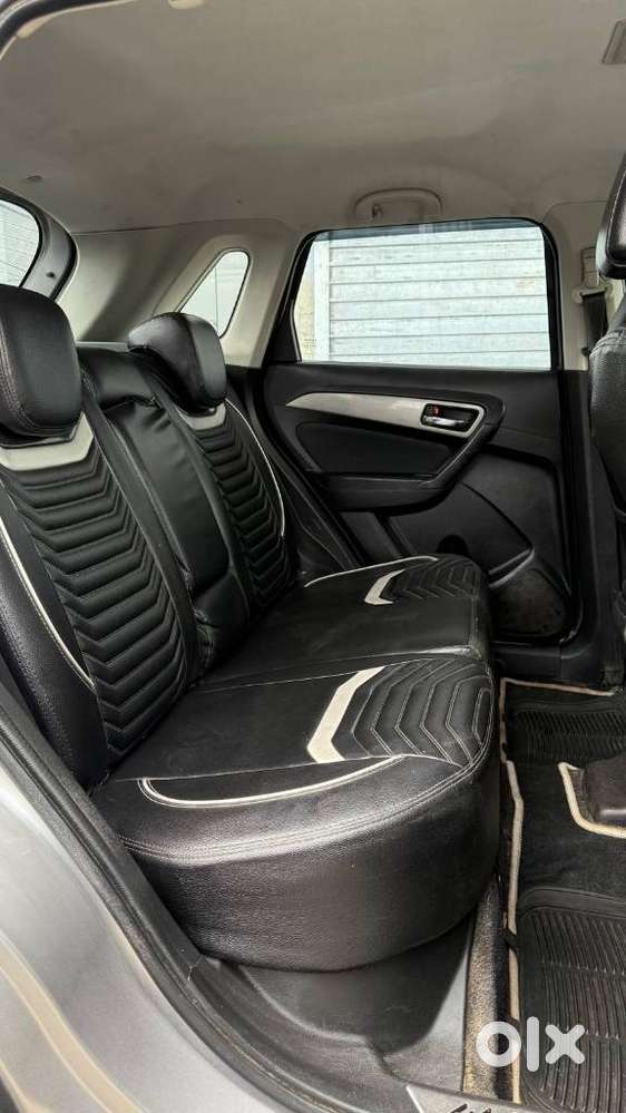 Maruti Suzuki Vitara Brezza Zdi+ Dual Tone Mt, 2020, Diesel